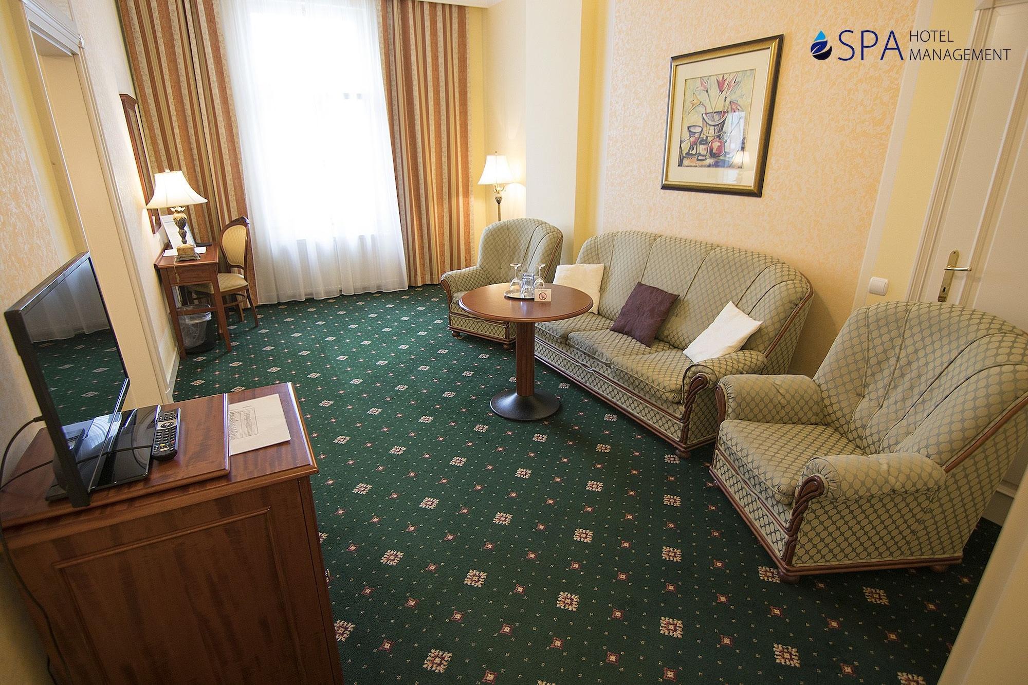 Hotel Humboldt Park & 4*