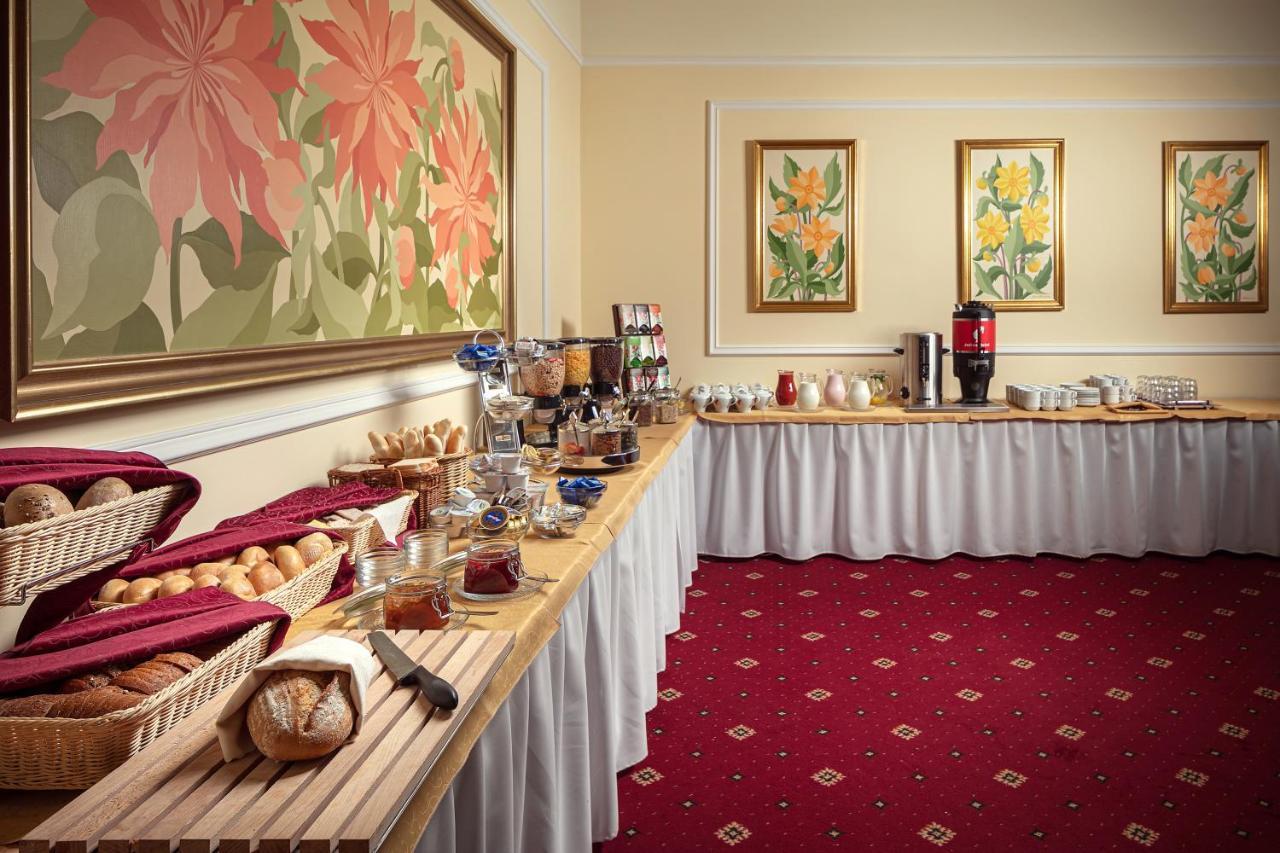 Humboldt Park & Hotel 4*