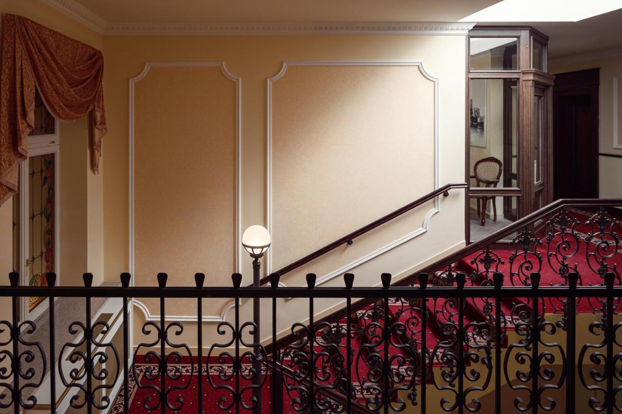 Humboldt Park & 4* Karlovy Vary